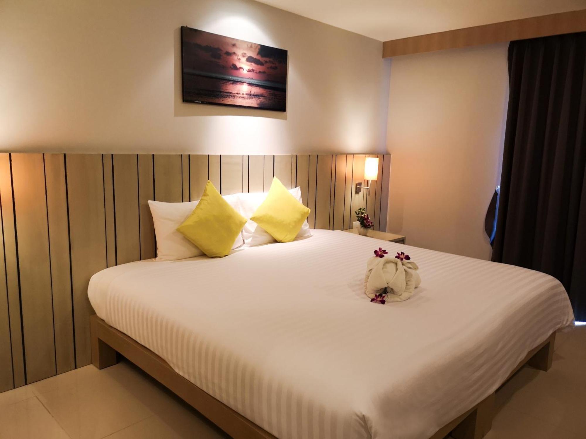 Patong Andakira Hotel - Sha Extra Plus מראה חיצוני תמונה